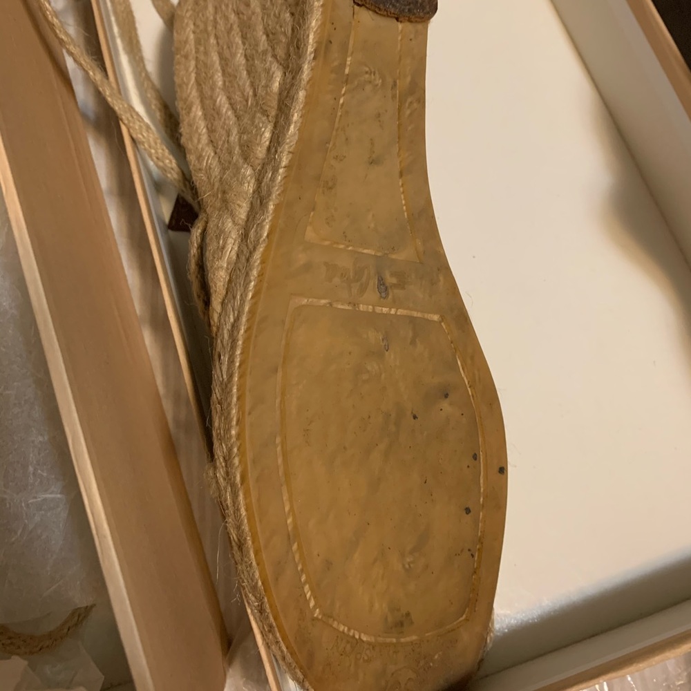 Michael Kors wedges - Picture 2 of 4